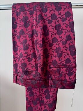 NWT White House Black Market Red and Black Floral Jacquard Trousers